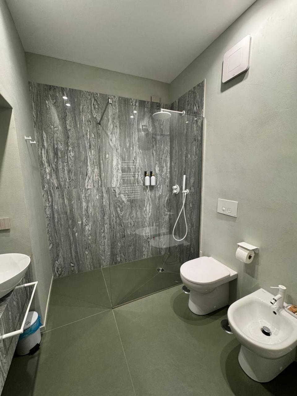 Momo Otel Napoli Dış mekan fotoğraf